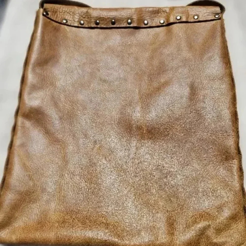 Unique Genuine Leather Studded Messenger Bag Crossbody Handbag Excellent Cond - Picture 4 of 6